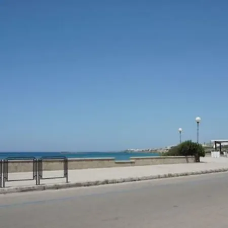 Alloggio Ritabella * Torre San Giovanni Ugento